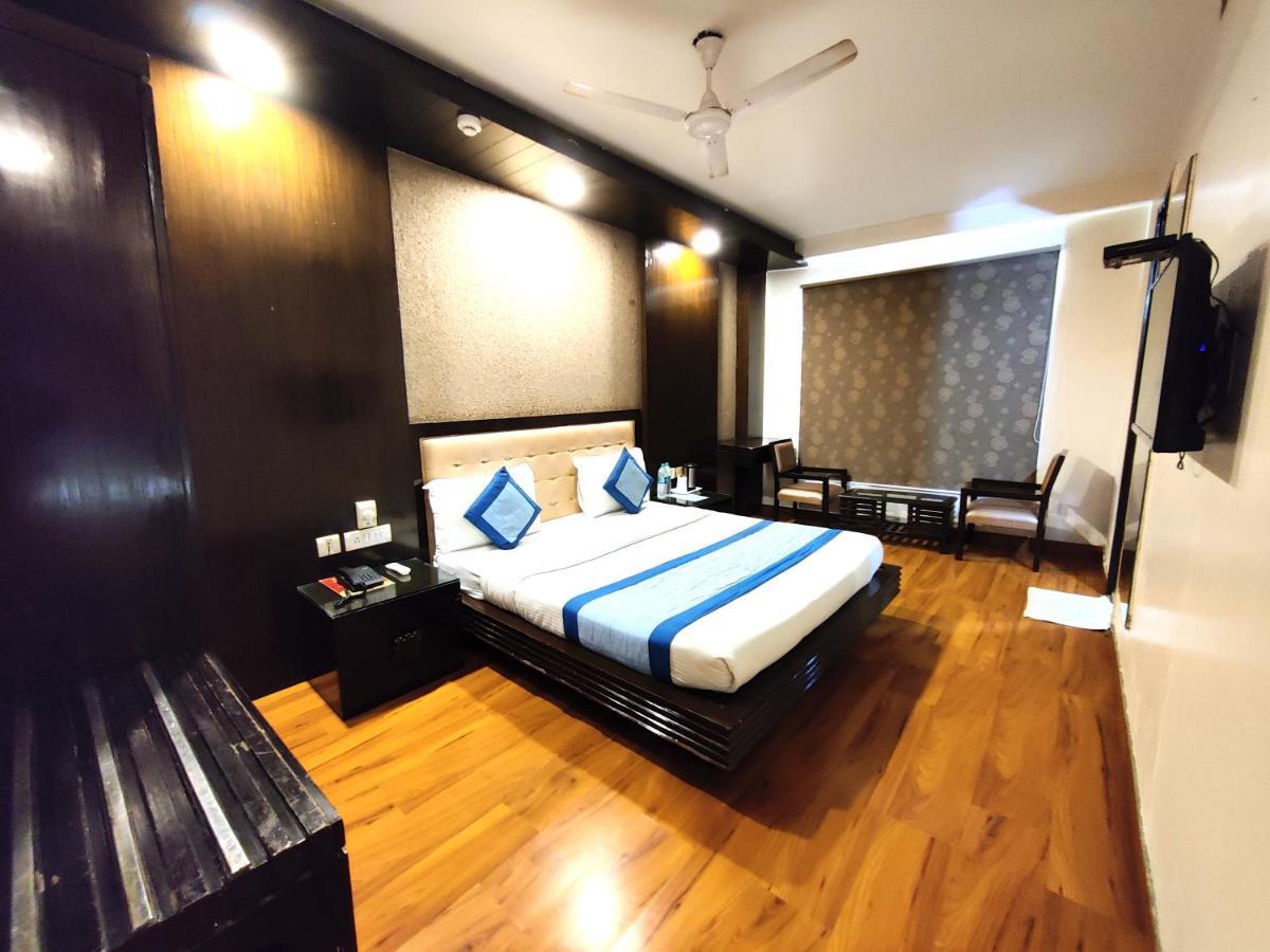 Stay At Hotel Pride, Delhi, Near Karol Bagh Metro Delhi (National Capital Territory of India) Extérieur photo