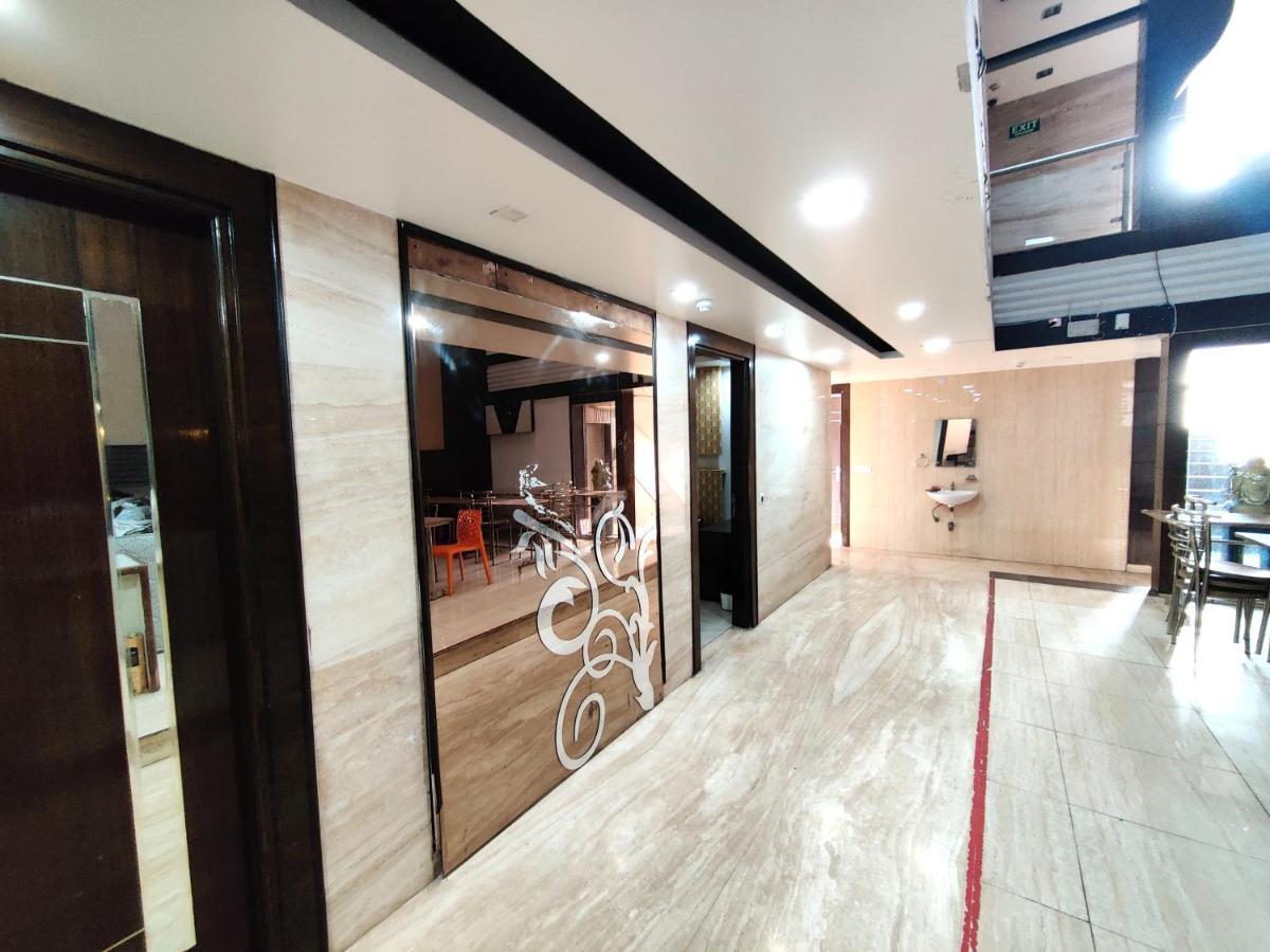Stay At Hotel Pride, Delhi, Near Karol Bagh Metro Delhi (National Capital Territory of India) Extérieur photo
