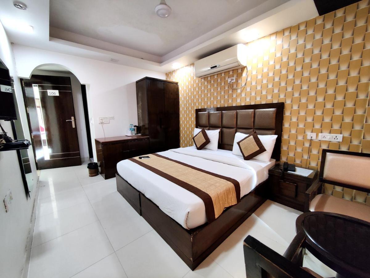 Stay At Hotel Pride, Delhi, Near Karol Bagh Metro Delhi (National Capital Territory of India) Extérieur photo