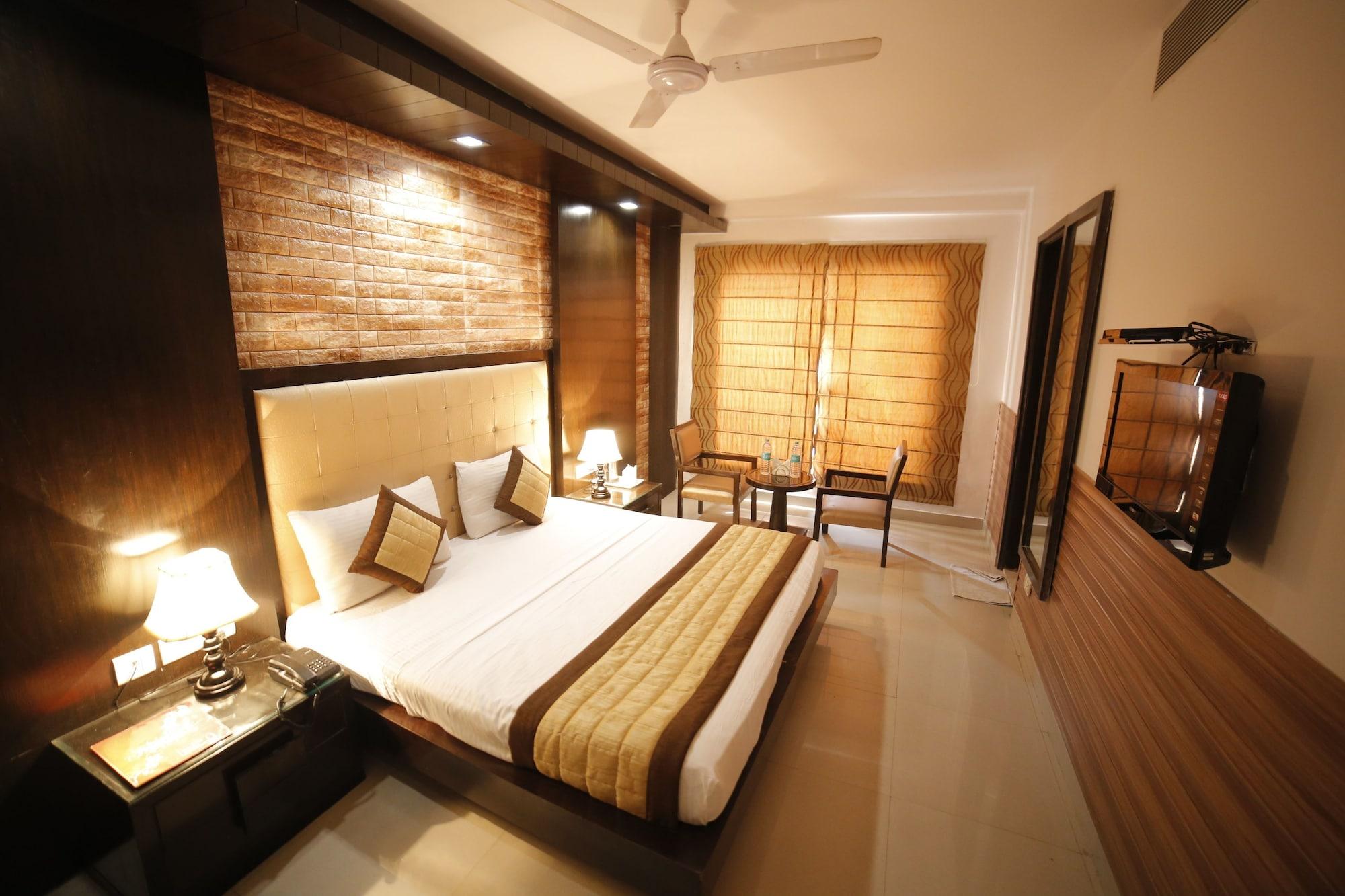 Stay At Hotel Pride, Delhi, Near Karol Bagh Metro Delhi (National Capital Territory of India) Extérieur photo