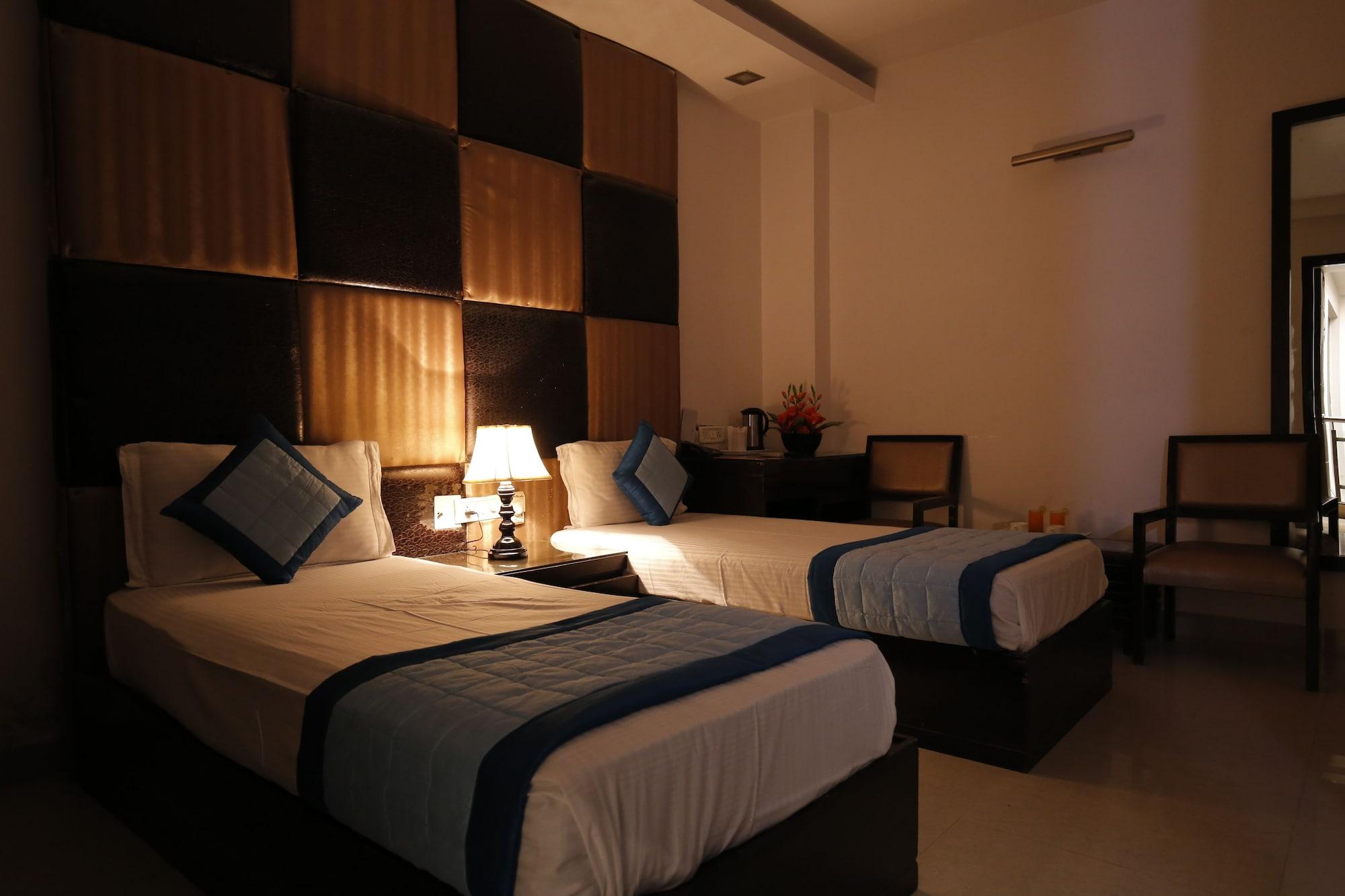 Stay At Hotel Pride, Delhi, Near Karol Bagh Metro Delhi (National Capital Territory of India) Extérieur photo