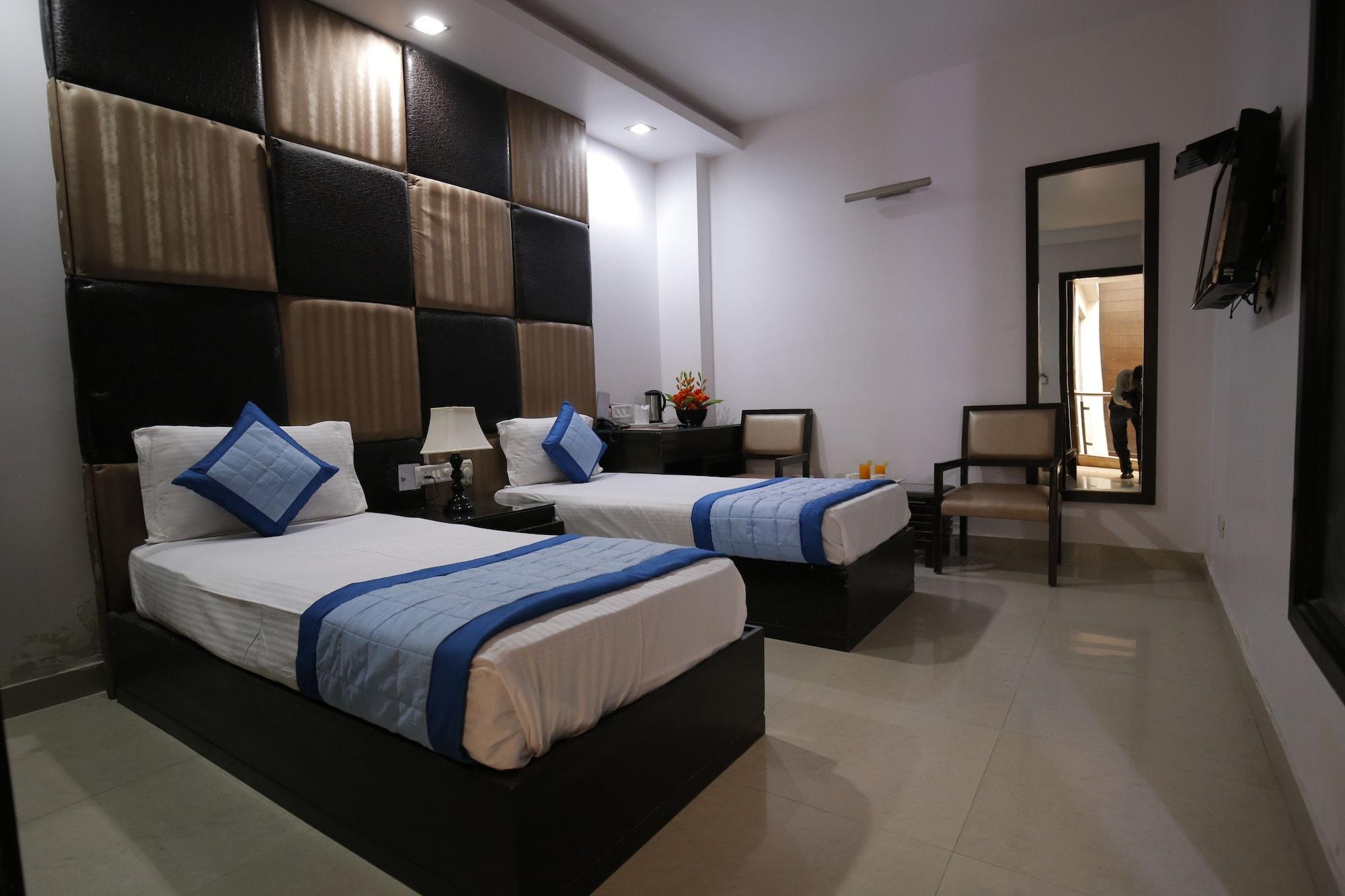Stay At Hotel Pride, Delhi, Near Karol Bagh Metro Delhi (National Capital Territory of India) Extérieur photo