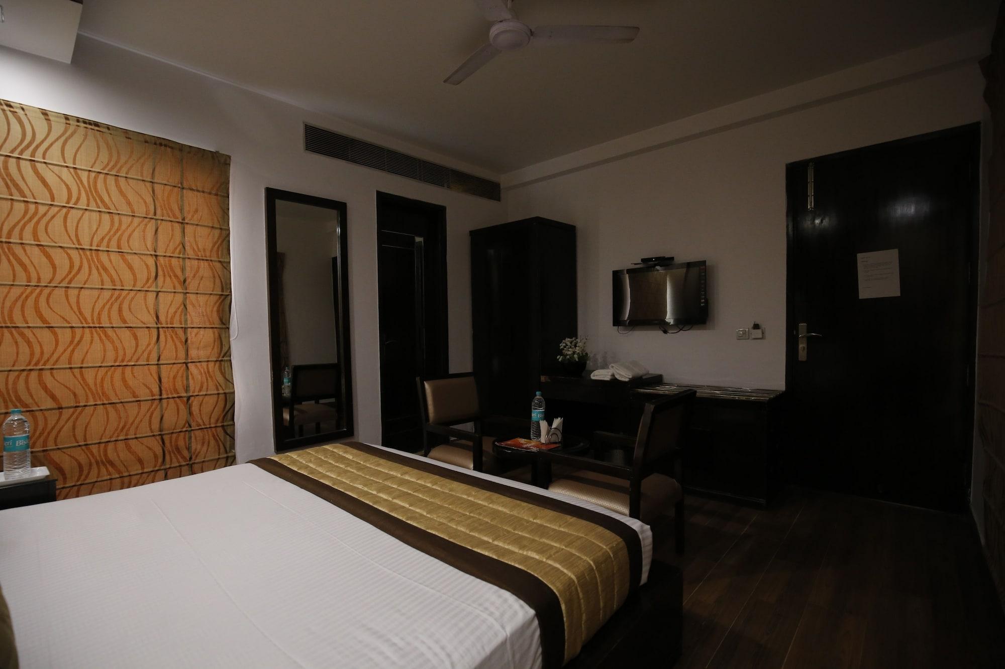 Stay At Hotel Pride, Delhi, Near Karol Bagh Metro Delhi (National Capital Territory of India) Extérieur photo