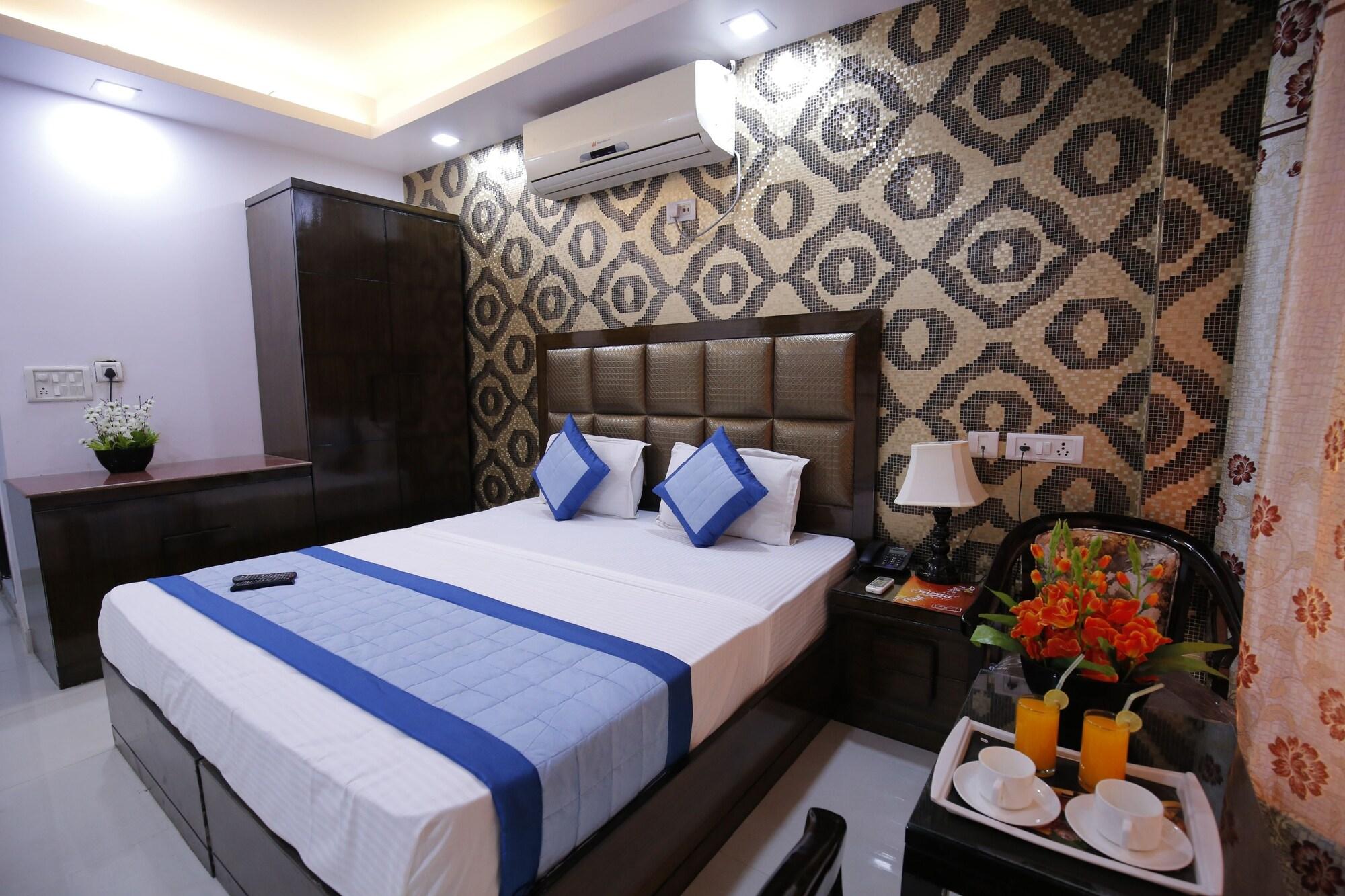 Stay At Hotel Pride, Delhi, Near Karol Bagh Metro Delhi (National Capital Territory of India) Extérieur photo