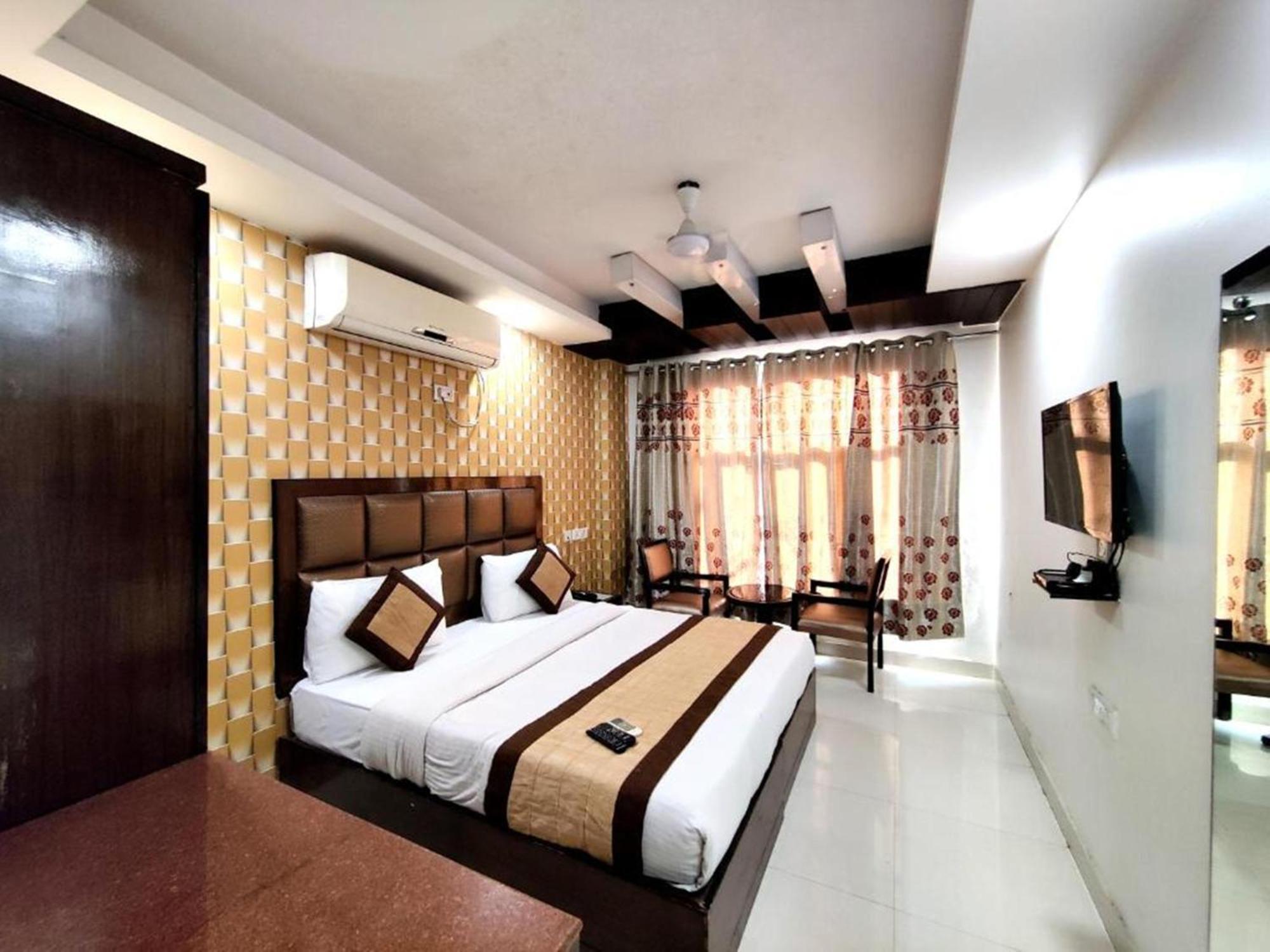Stay At Hotel Pride, Delhi, Near Karol Bagh Metro Delhi (National Capital Territory of India) Extérieur photo