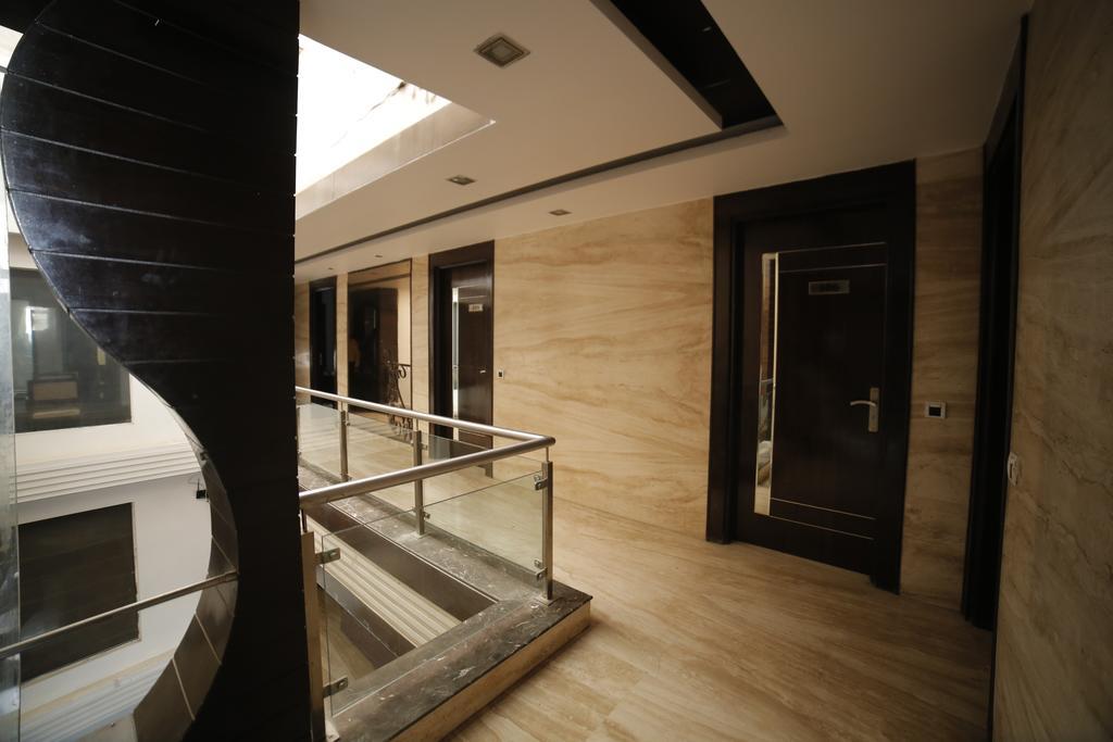 Stay At Hotel Pride, Delhi, Near Karol Bagh Metro Delhi (National Capital Territory of India) Extérieur photo